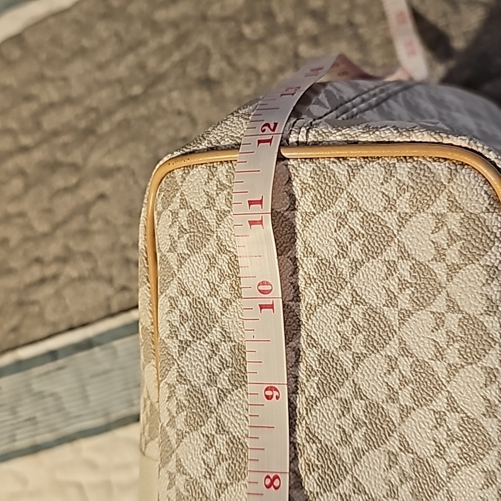 Kate Spade purse - Picture 13 of 16